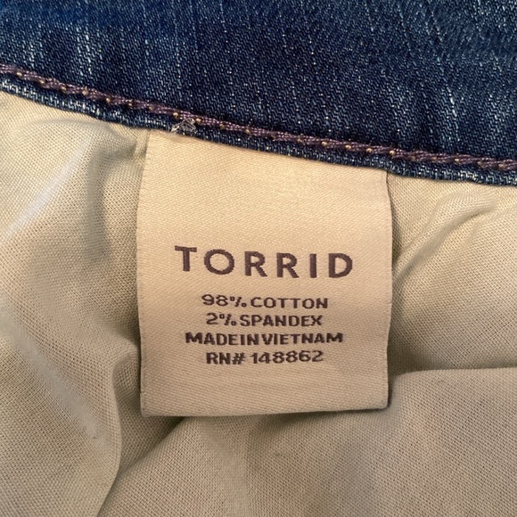 NWOT Torrid Jeans…size 16 - Picture 4 of 4